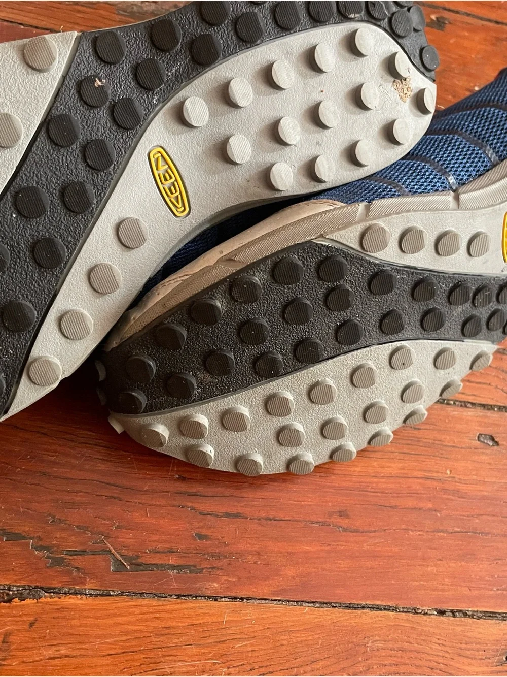 Keen navy mesh